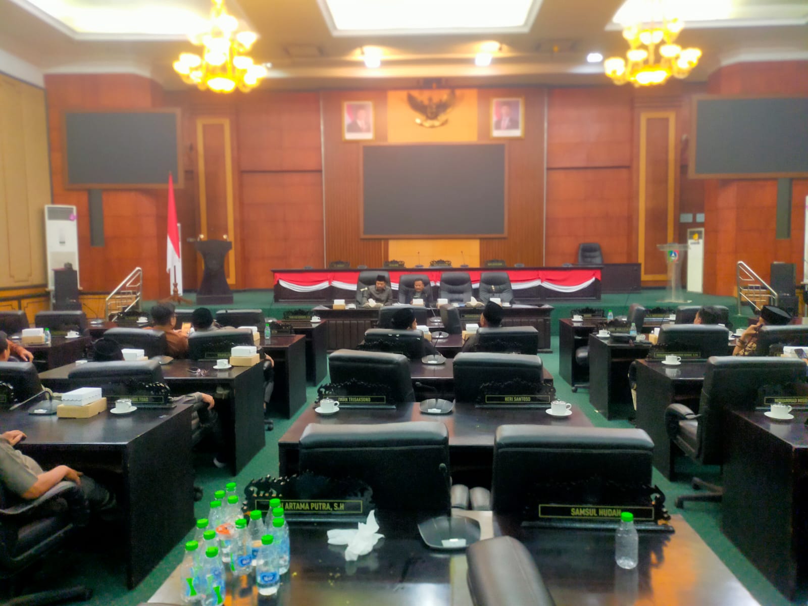 SERIUS: Badan pembentukan peraturan daerah (Bapemperda) DPRD Jombang di gedung DPRD Jombang.
