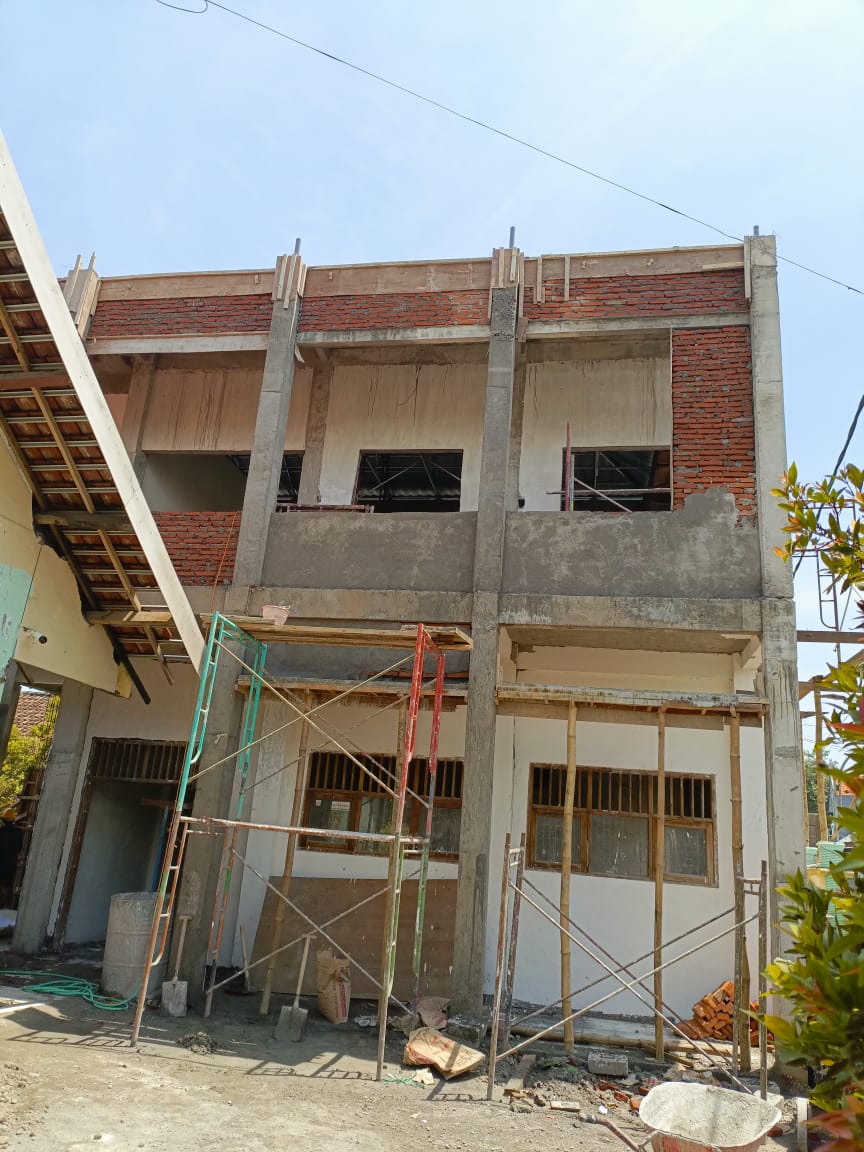 MOLOR: Kondisi proyek rehab SDN Madiopuro Kecamatan Sumobito, Jombang.