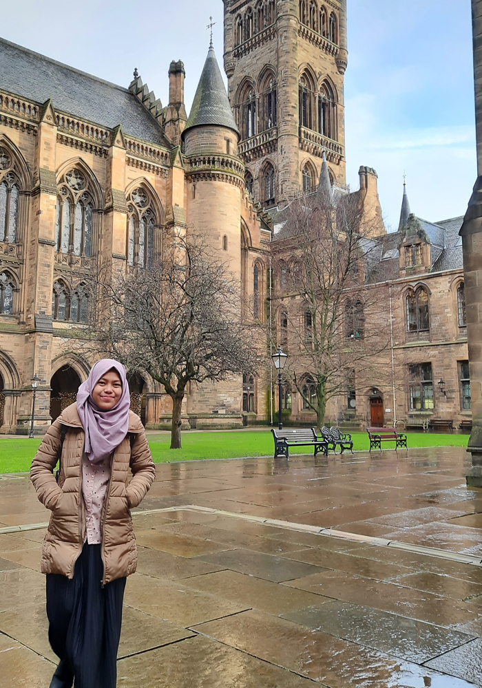 Alfi Lailiyah, warga Jombang kuliah kesehatan di Inggris sampai Australia