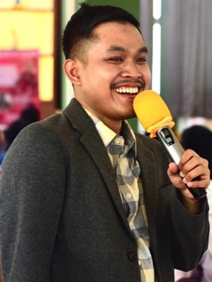 Mada Umaro, mahasiswa S-3 Teknologi Pendidikan, Fakultas Ilmu Pendidikan, Universitas Negeri Surabaya