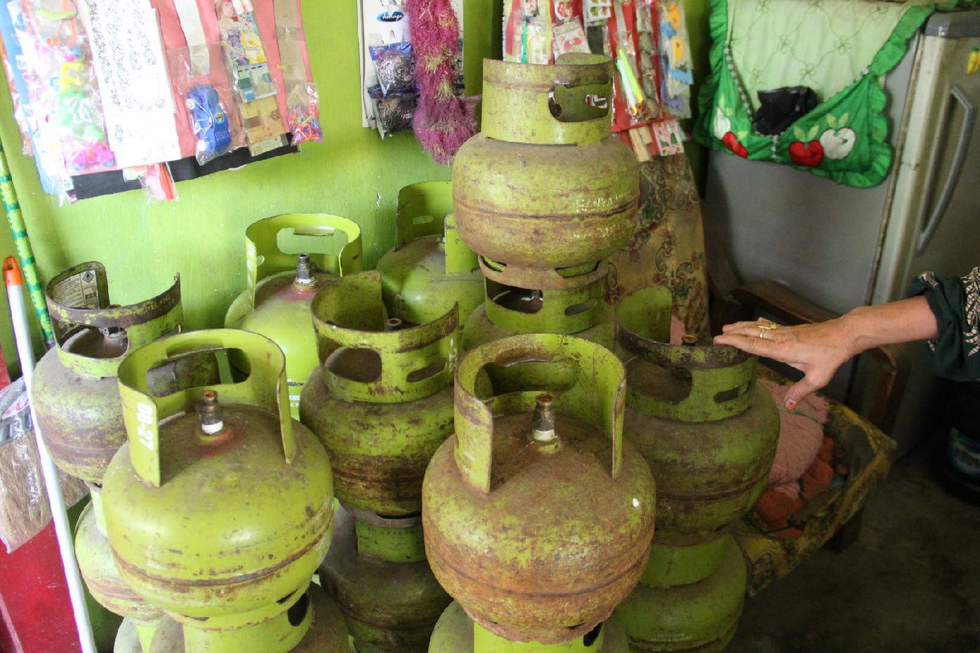 NAIK: Harga Elpiji 3 kilogram mulai merangkak naik di tingkat pengecer di Jombang.