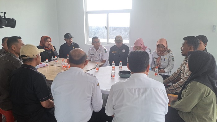 Komisi A DPRD Jombang sidak ke  PT PCI (Platinum Cemerlang Indonesia) di Desa Bandarkedungmulyo, Jombang Rabu (22/1).