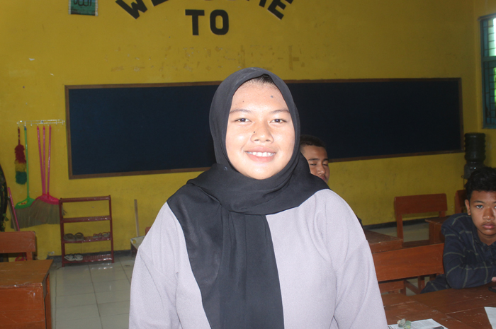 Mazaya Afkarina Wafiqoh,Kelas 9-A di MTsN 9 Jombang  di Tanjunganom Diwek, Jombang