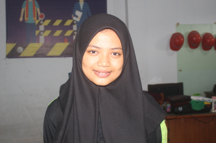 Sefia Anggraini, kelas 12 TKJ 1 SMK Unggulan NU Mojoagung, Jombang