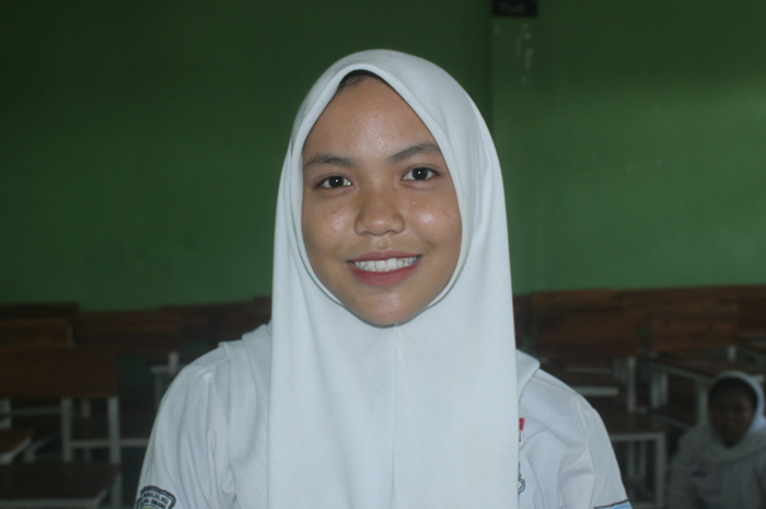 Nerisa Septia Nova, kelas 11 AK- 1 SMK Unggulan NU Mojoagung, Jombang