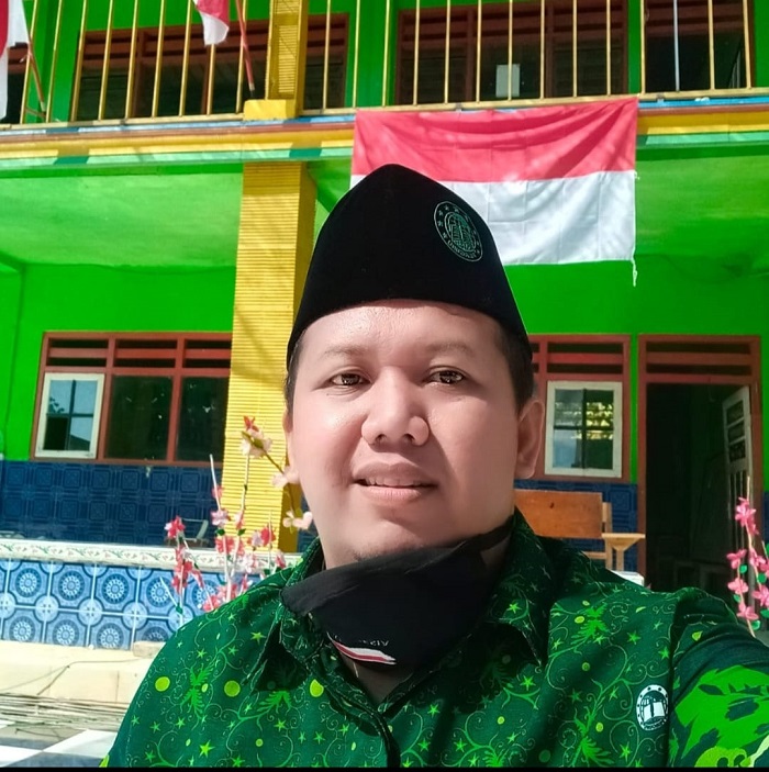 Dr KH Mokh Fakhruddin Siswopranoto MPdI PhD, ketua PC Pergunu Jombang, Ketua DPW AGPAII Prov Jawa Timur