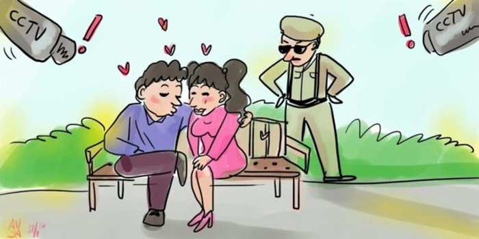 Ilustrasi petugas amankan sejoli bermesraan.