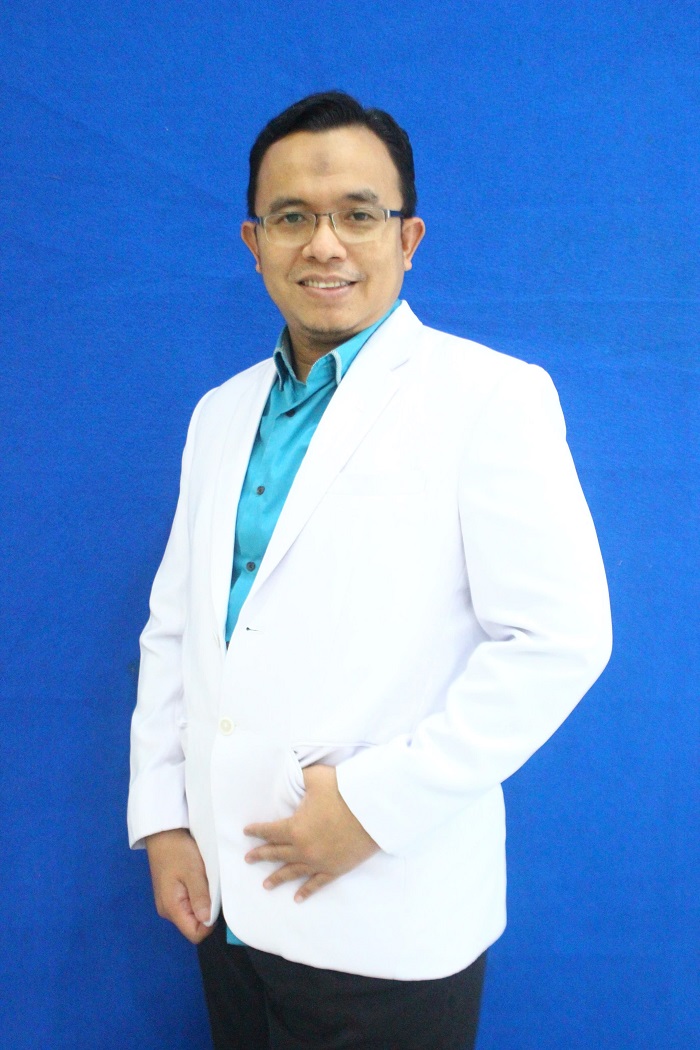 dr Mochammad Sjarifudhin SpM MMR MHKes, dokter spesialis mata di RS Pelengkap Medical Center, RSI Jombang, RSUD Ploso