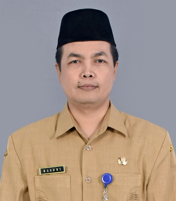 Kaseri SPd MM MPd, guru Matematika SMA Negeri 1 Jombang
