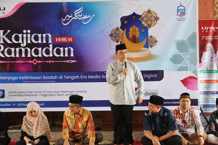 TELADAN: Rektor Universitas Pesantren Tinggi Darul Ulum (Unipdu), Dr dr HM Zulfikar As