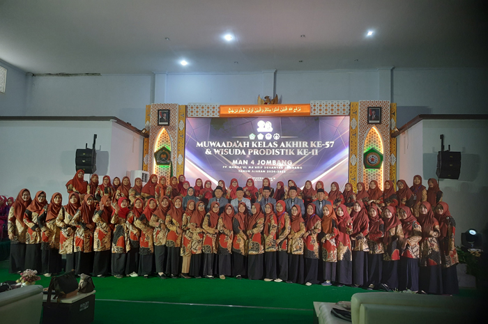 Jajaran ustadzah MAN 4 Jombang dalam Muwadaah dan Prodistik.