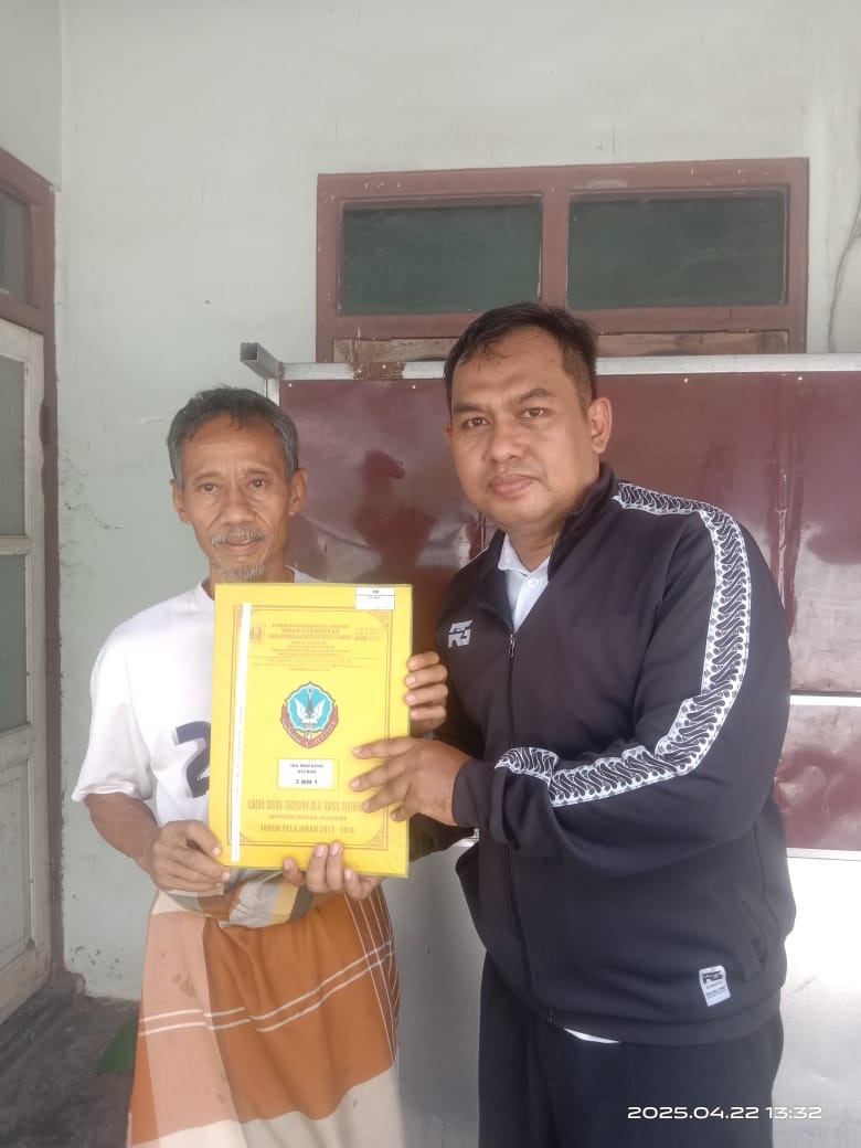 SMKN 1 Jombang berhasil mendistribusikan lebih dari 600 ijazah dalam waktu sebulan
