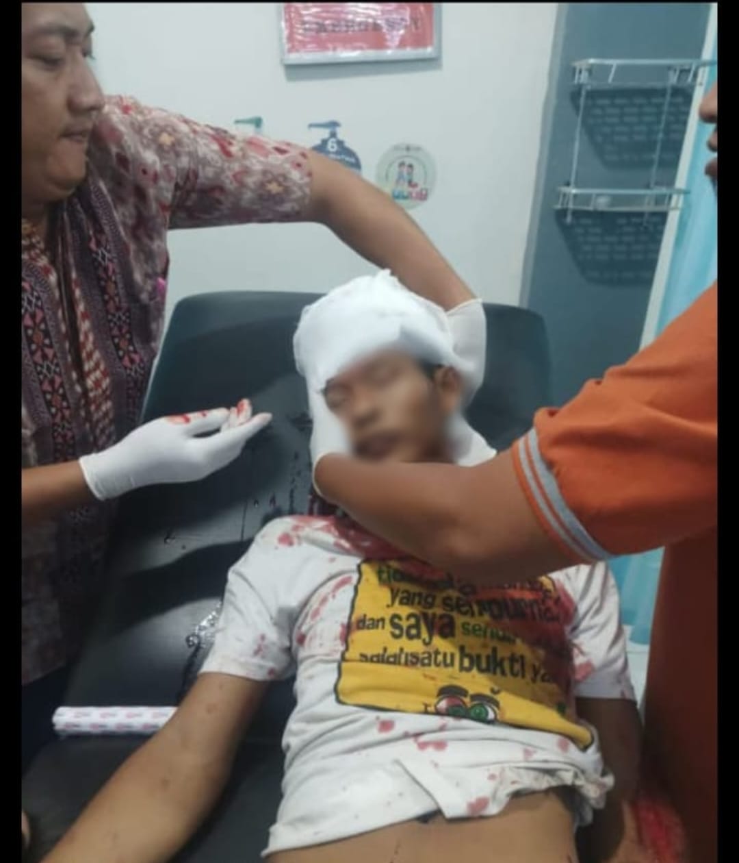 Kondisi korban penyerangan OTK di Jogoroto Jombang yang tengah dirawat di rumah sakit