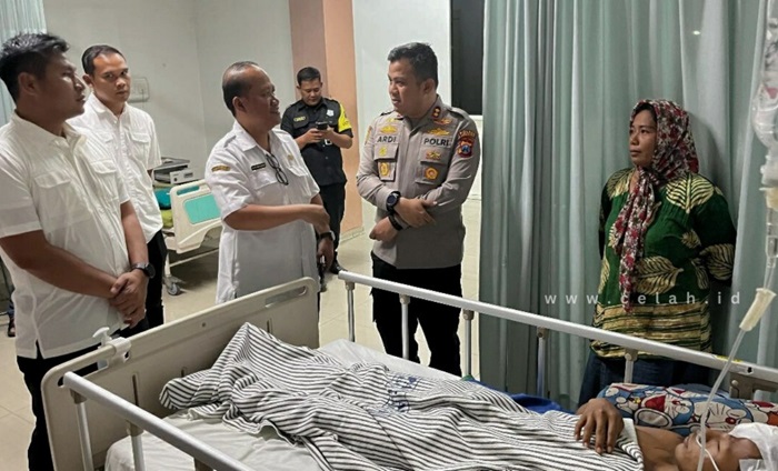 BELUM SADAR: Pemuda asal Jogoroto dirawat di RSUD Jombang akibat diserang gerombolan bermotor.