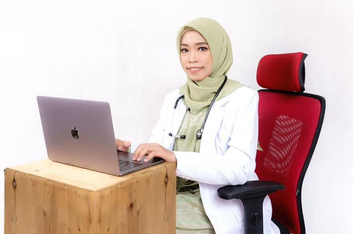 dr Latifah Rahmi Hariyanti SpA, dokter Spesialis Anak Rumah Sakit Nahdlatul Ulama (RSNU) Jombang.