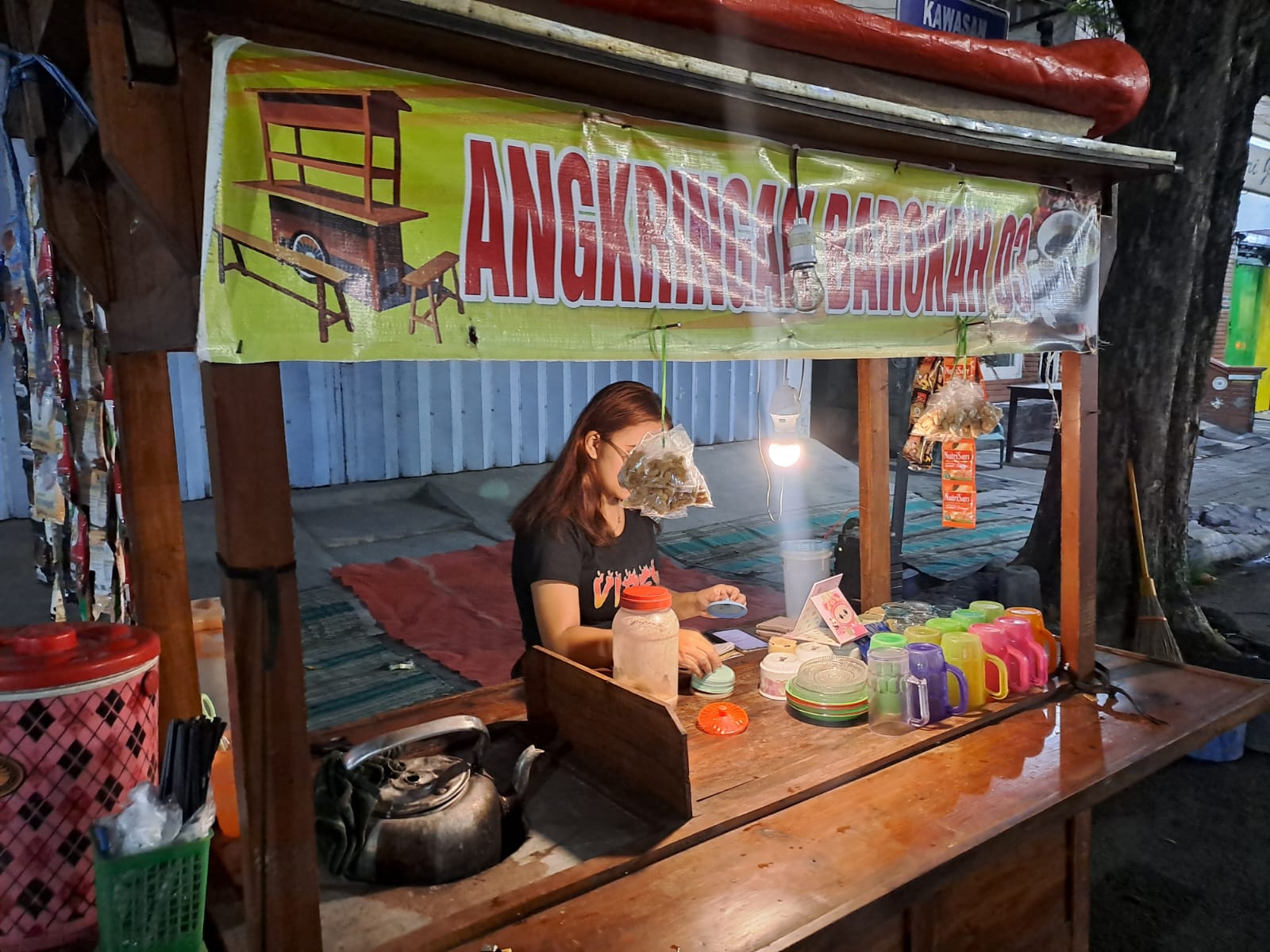 Ilustrasi angkringan.