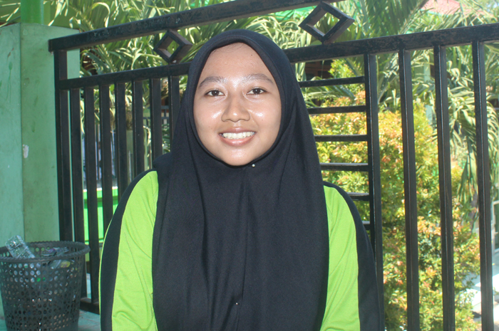 Edelvi Nahera Riyanitama, Kelas 10 Akuntansi SMK Unggulan NU Mojoagung, Jombang