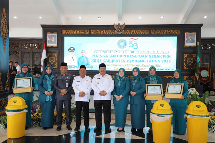Puncak peringatan Apresiasi Pemberdayaan dan Kesejahteraan Keluarga (PKK) Hari Kesatuan Gerak (HKG) PKK ke-53 Tahun 2025 di Pendopo Kabupaten Jombang, Rabu (28/5).