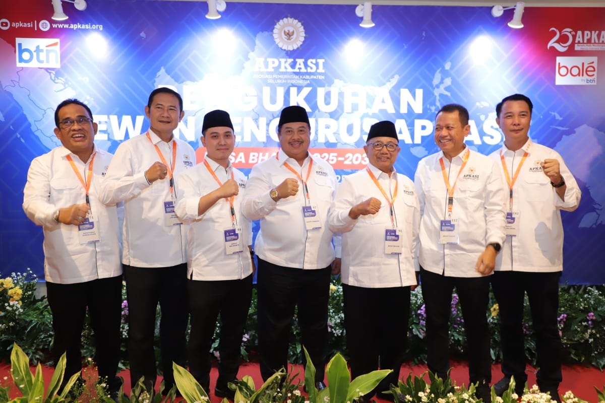 Bupati Jombang kini resmi menjabat sebagai bendahara umum APKASI