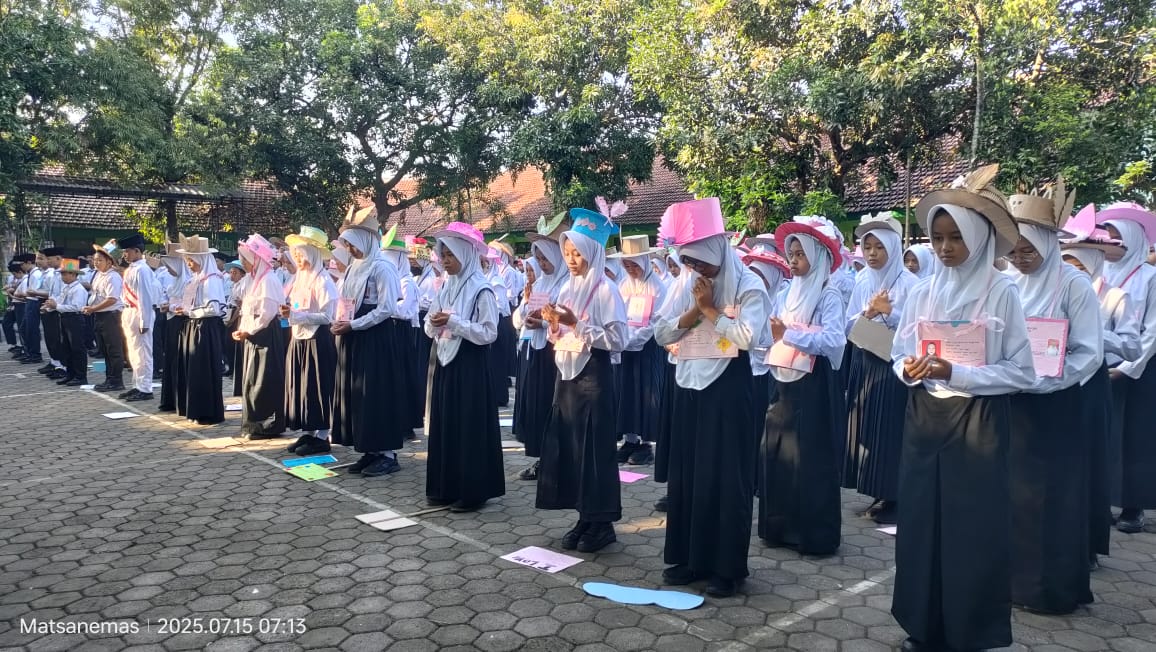 SUKSES: Siswa MTsN 16 Jombang, mengikuti Matsama (14/7).
