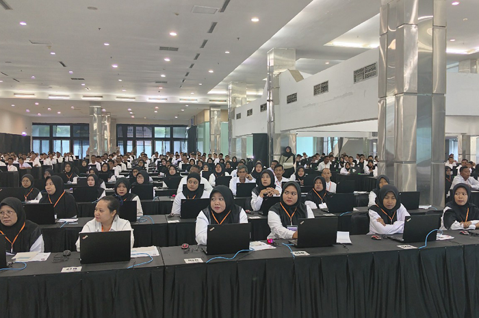 FOKUS: Pelaksanaan seleksi PPPK periode 2 di Atrium Jawa Pos Graha Pena Surabaya, Sabtu (10/5).
