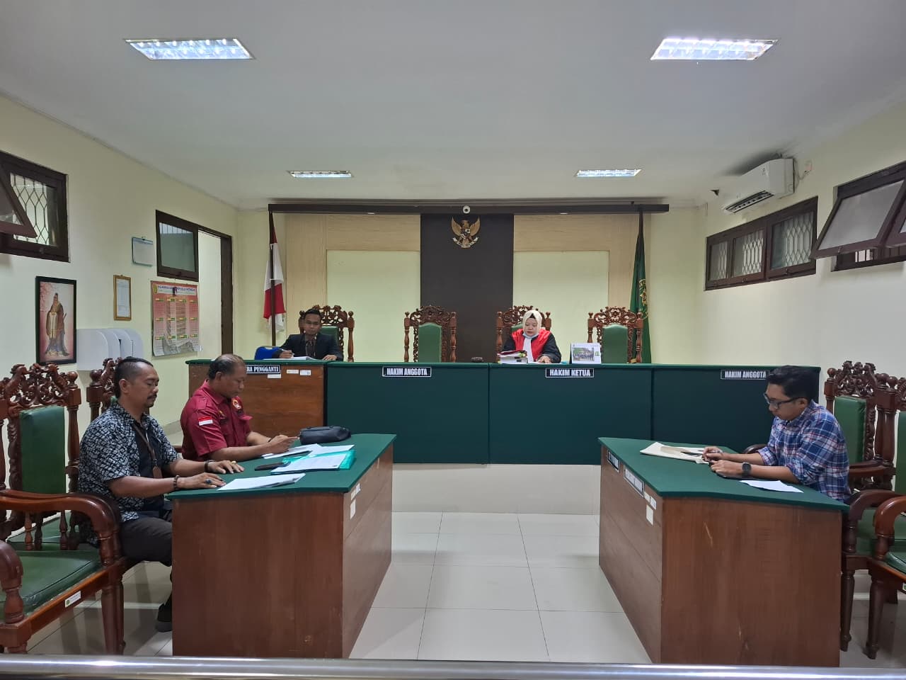 Sidang praperadilan eks Pinca Bank UMKM Jatim Cabang Jombang Ponco Mardi Utomo.