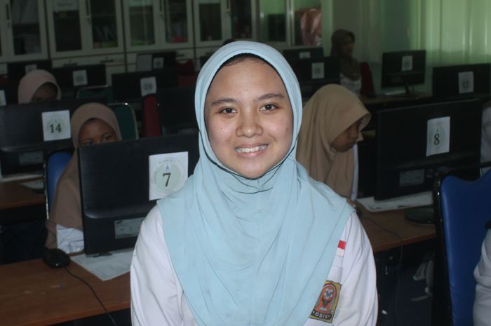 Queensya Aqila, Kelas 9-C SMP A Wahid Hasyim Tebuireng, Jombang