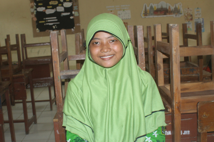 Muzdalifah Azzahrah, Kelas 7-E MTsN 15 Jombang di Keras Diwek, Jombang