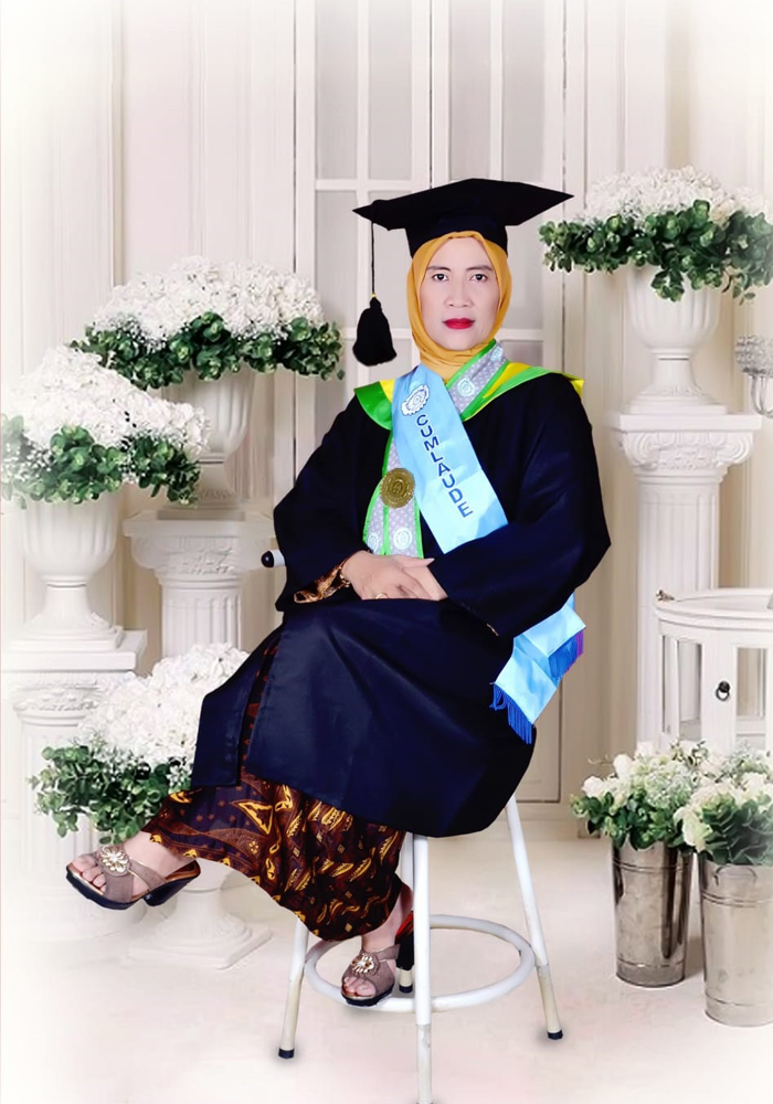 Dr Ir Emmy Hamidah MP