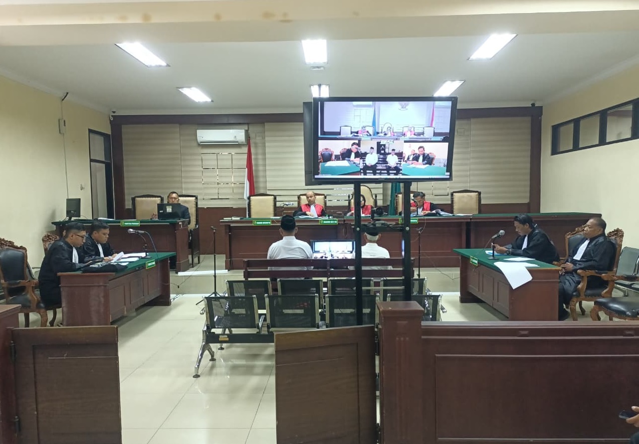 Sidang putusan sela untuk kasus korupsi dagulir Bank UMKM Jatim ke Perumda Panglungan