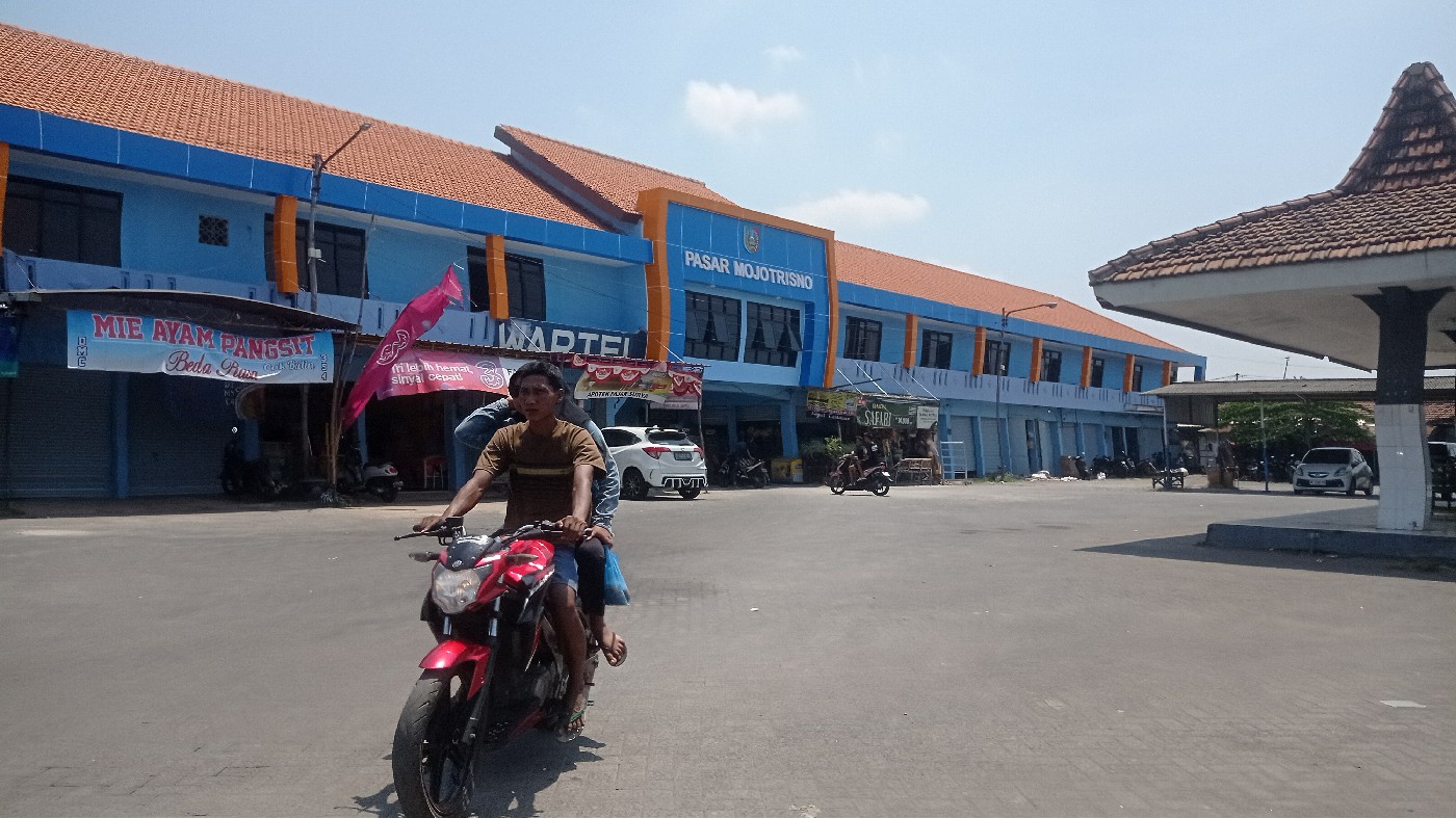 BARU: Kondisi Pasar Mojotrisno di Kecamatan Mojoagung, Jombang yang baru saja selesai direhab.