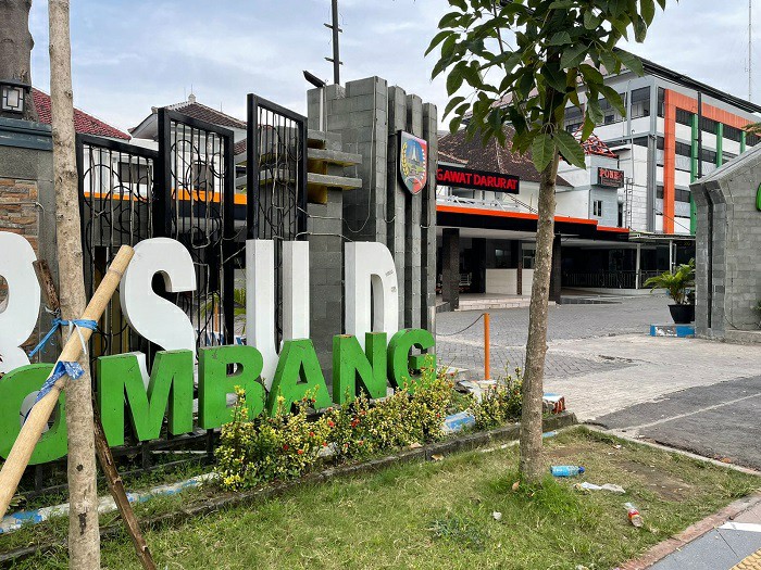RSUD Jombang di Jl KH Wahid Hasyim.