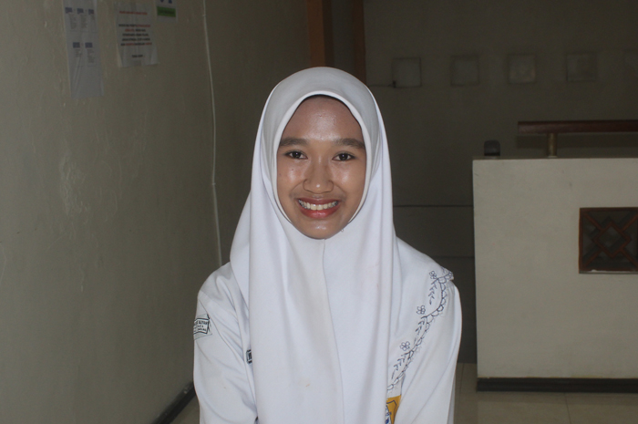 Vina Alyaturahma, Kelas 11-E MA Salafiyah Syafiiyah Tebuireng, Jombang