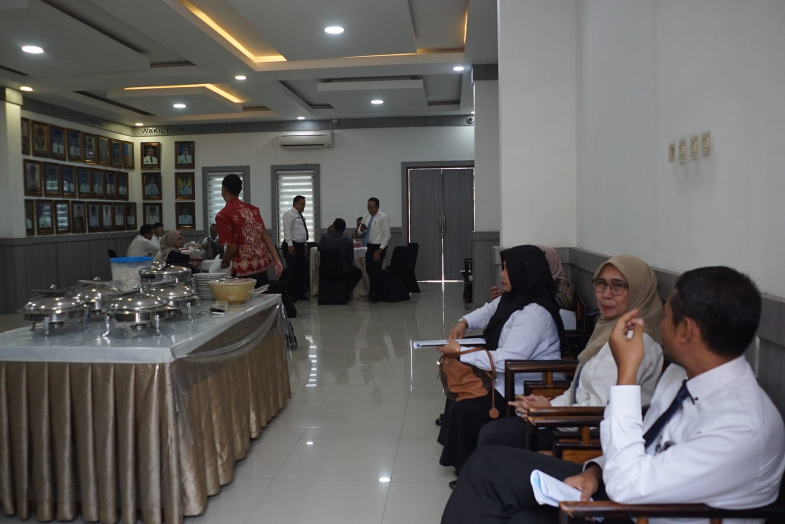 Sebanyak 19 peserta menjalani uji gagasan dan wawancara secara tertutup di Ruang Swagata Pendopo Kabupaten Jombang, Kamis (30/10).