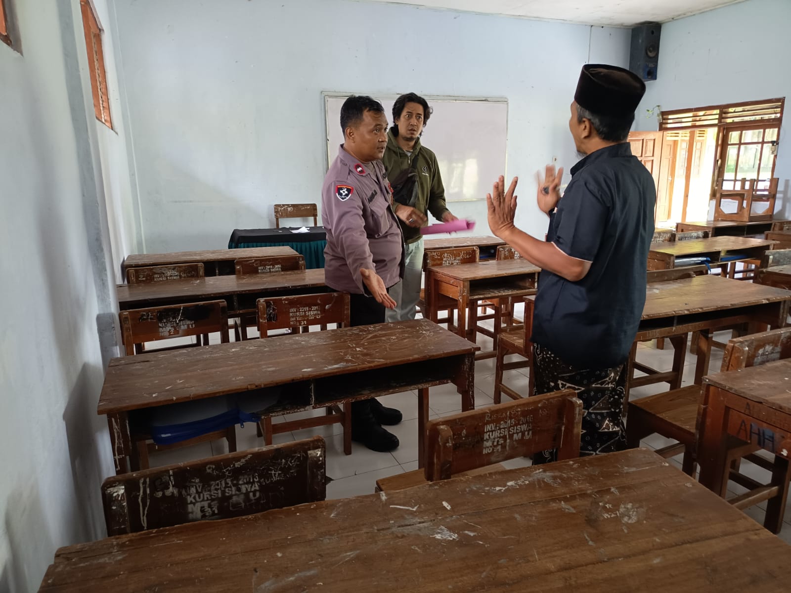 Seorang siswa kelas 7 berinisial GM, 13, meninggal mendadak saat mengikuti pembelajaran, Sabtu pagi (15/11).