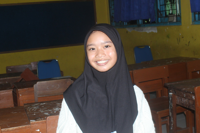 Yazmin Shofia Allifni, kelas 8-H MTsN 9 Jombang di Tanjunganom, Diwek, Jombang
