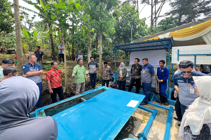 PT Cheil Jedang Indonesia (CJI) Jombang menyerahkan instalasi pengolahan air limbah (IPAL) ternak kepada kelompok ternak di Desa Panglungan, Kecamatan Wonosalam,  Kamis (20/11).