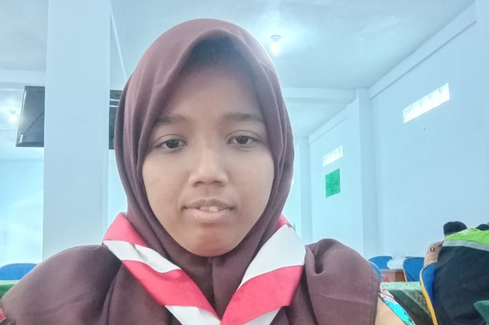 Vira Pratista, Kelas 10 TKJ 1 SMK Unggulan NU Mojoagung, Jombang.