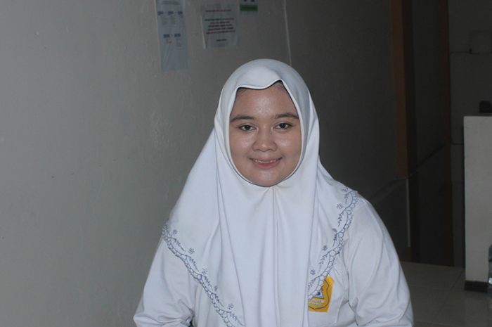 Tiara Angelia, Kelas XI-B MA Salafiyah Syafiiyah Tebuireng, Jombang