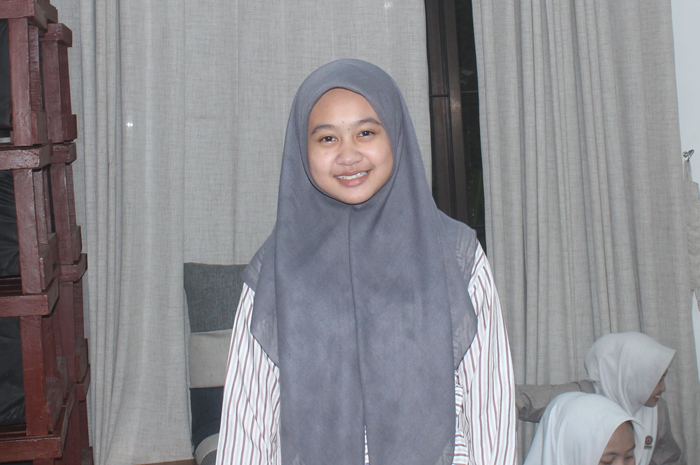 Rosallin Adnina Ramadhanis, Santriwati PP Al-Madienah, Denanyar, Jombang.