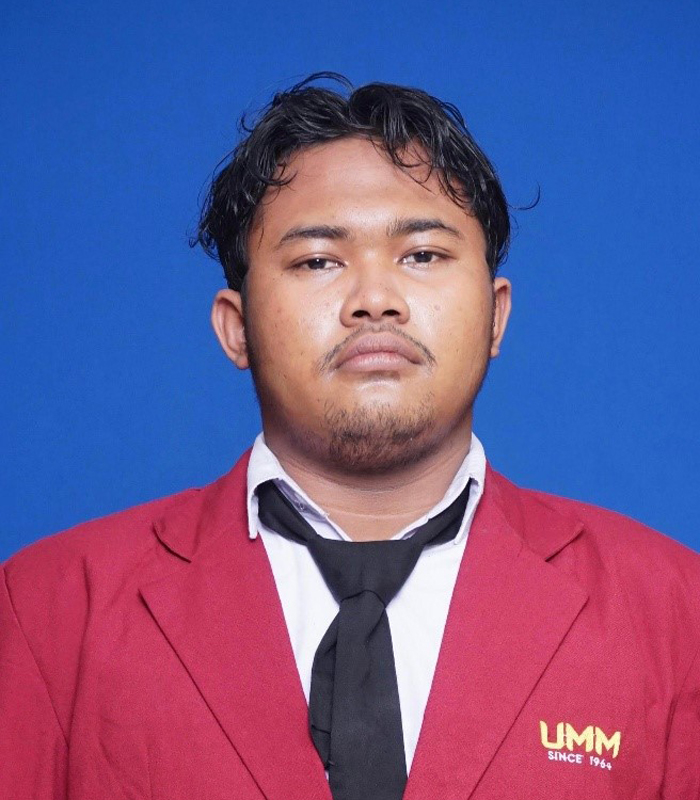 Asadine Ray Zilzalah  Mahasiswa Program Studi Psikologi, Fakultas Psikologi Universitas Muhammadiyah Malang.