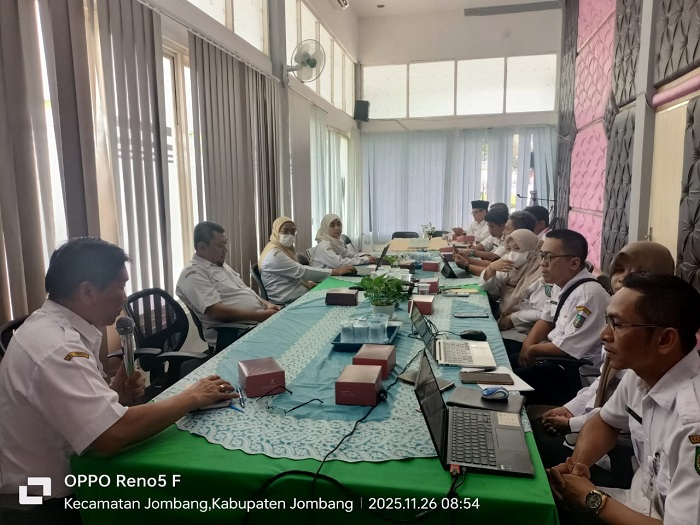 TELITI: Penyusunan BOSPD di Kantor Dinas Pendidikan dan Kebudayaan Kabupaten Jombang.