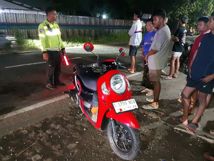 Kecelakaan maut terjadi di Jalan Prof Yamin, Desa Pandanwangi, Kecamatan Diwek, Kabupaten Jombang, Jumat (19/12) malam.