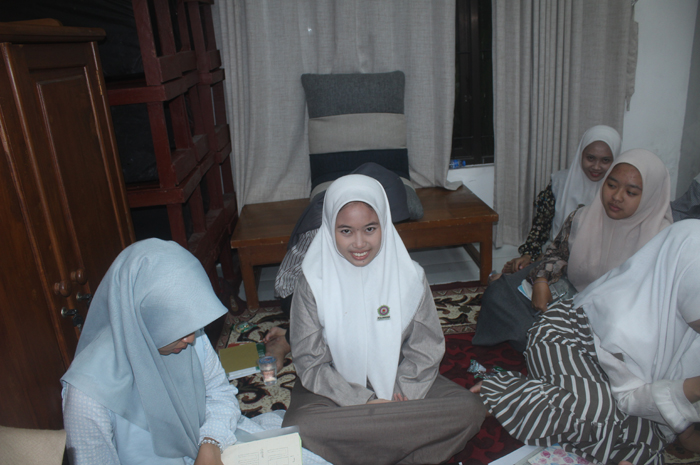 Hafizah Nur Afri Maulid, Santriwati PP Al-Madienah Denanyar Jombang.