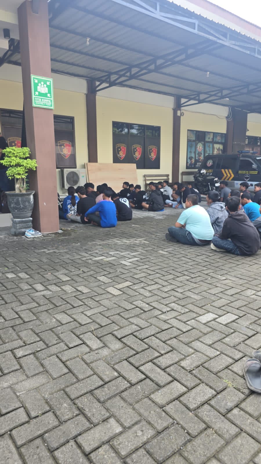 Pesilat yang rerata masih berusia remaja kini masih didata dan dilakukan pembinaan di Mapolres Jombang.
