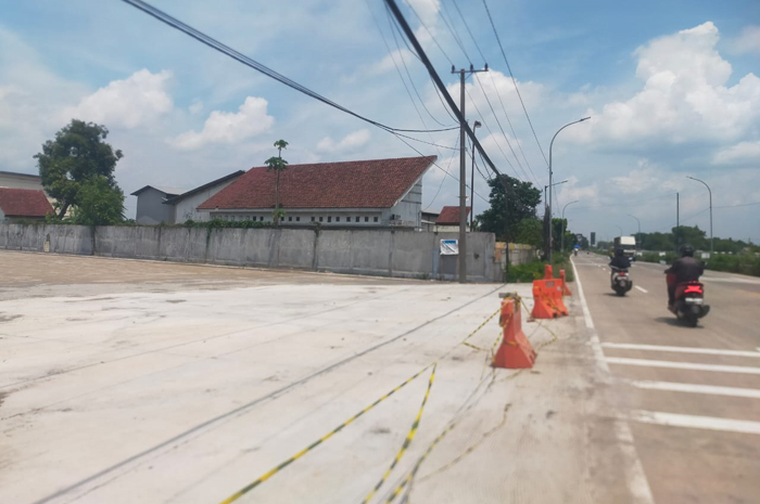TERTUTUP: Terminal barang di Kecamatan Perak, Jombang masih belum difungsikan.