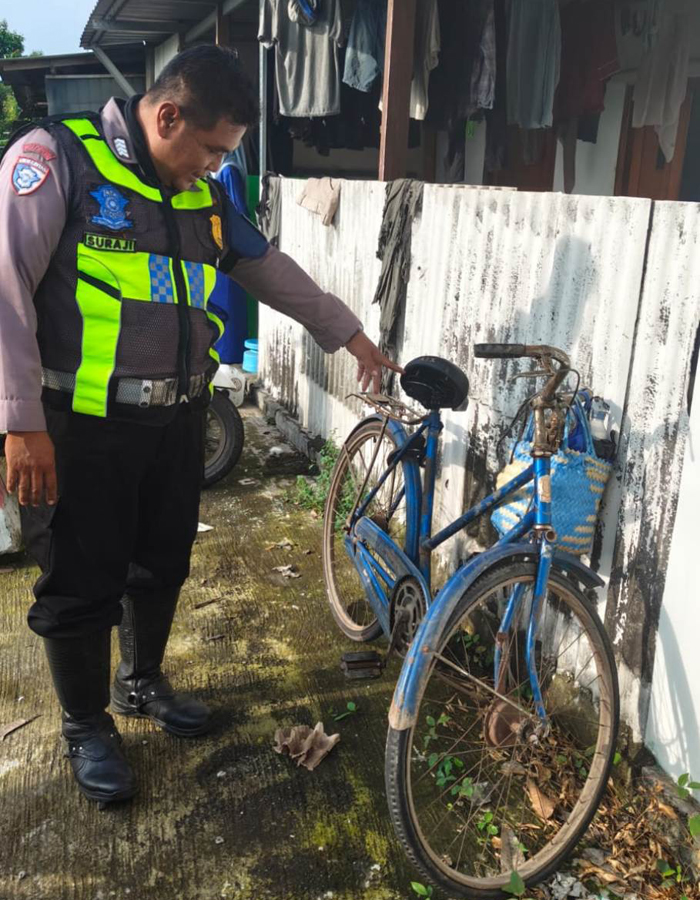 Kecelakaan maut terjadi di Jalan Raya Prof Moh Yamin, Dusun Pandanwangi, Kecamatan Diwek, Jombang Senin (26/1) pagi.