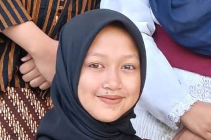 Syahan Sheilal Farah, Kelas 9 SMP Islam Al-Ashfiya, Brodot, Bandarkedungmulyo, Jombang