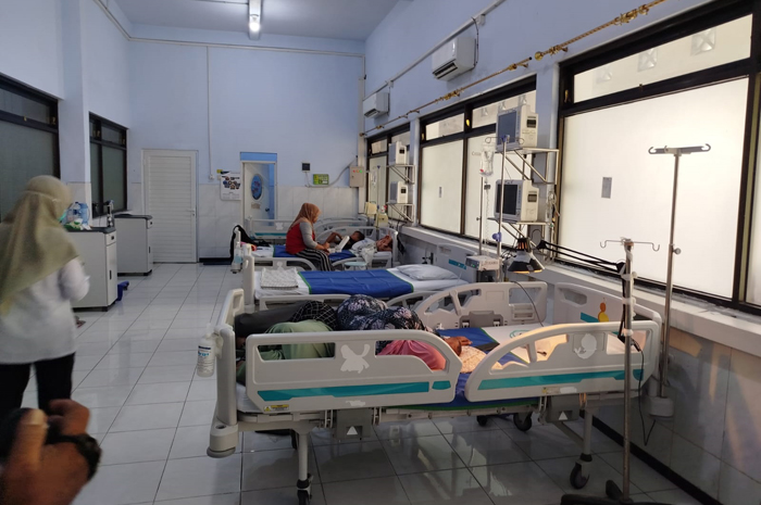 Pasien DBD menjalani perawatan intensif di RSUD Jombang.