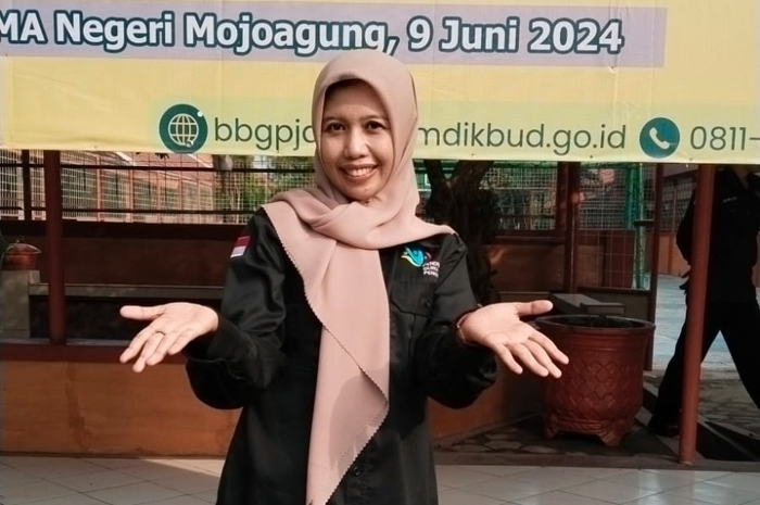 Budi Susilowati, guru inspiratif dan berprestasi asal SMAN Bandarkedungmulyo